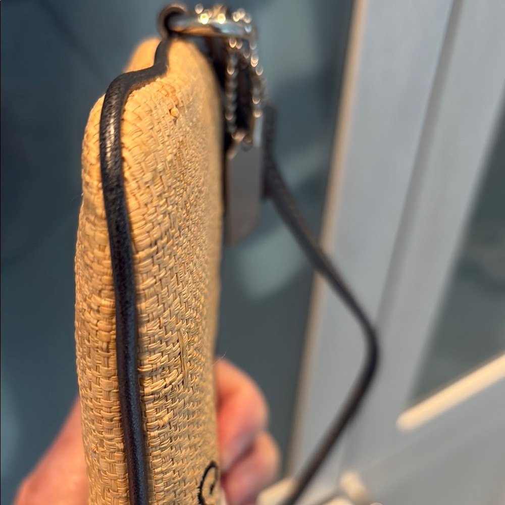 Coach Tan Wristlet with Floral Design EUC - Picture 8 of 9